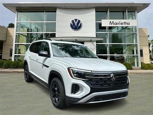 2025 Volkswagen Atlas 2.0T Peak Edition
