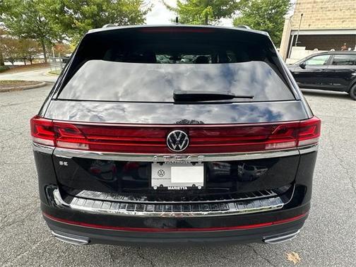 2024 Volkswagen Atlas 2.0T SE