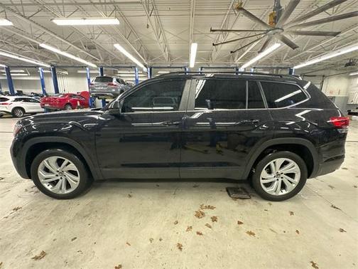 2023 Volkswagen Atlas 3.6L SE w/Technology