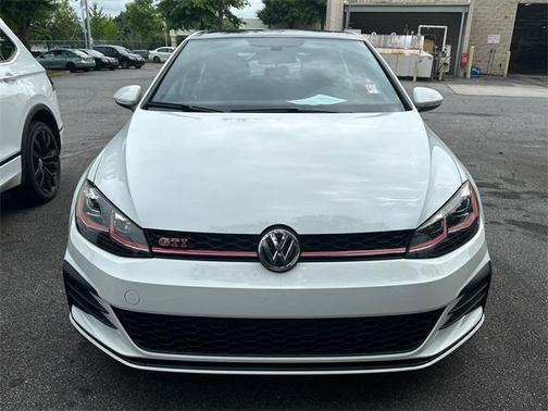 2019 Volkswagen Golf GTI 2.0T SE