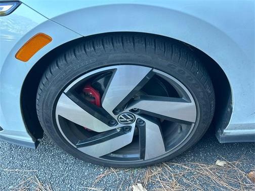 2024 Volkswagen Golf GTI 2.0T S