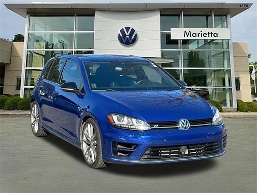 2017 Volkswagen Golf R 4-Door