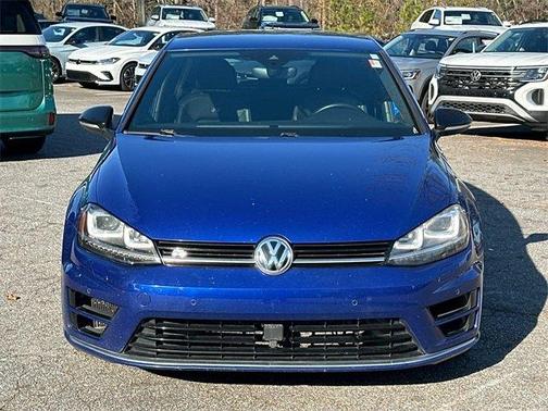 2017 Volkswagen Golf R 4-Door