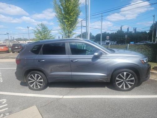 2022 Volkswagen Taos 1.5T SE