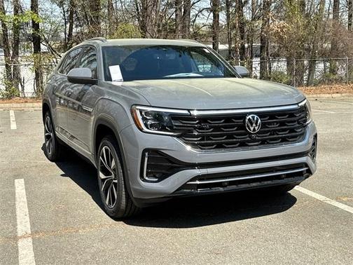 2025 Volkswagen Atlas Cross Sport 2.0T SEL Premium R-Line