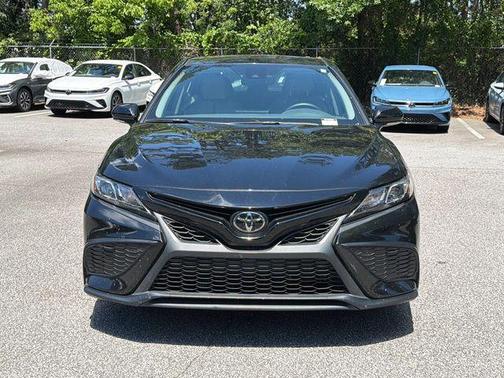 Midnight Black Metallic 2024 Toyota Camry SE
