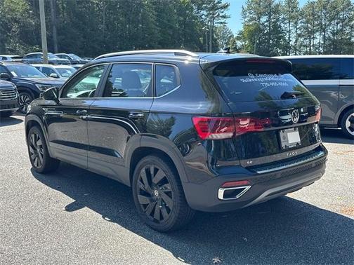 2024 Volkswagen Taos 1.5T SE