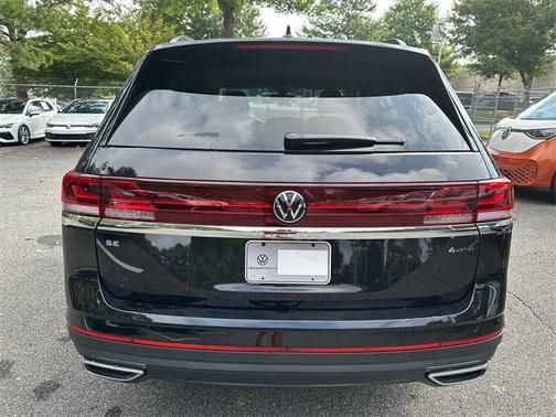 2025 Volkswagen Atlas 2.0T SE