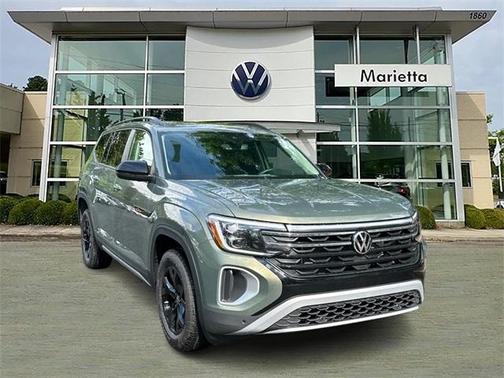 2025 Volkswagen Atlas 2.0T Peak Edition