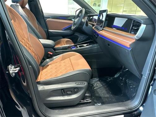 2025 Volkswagen Tiguan 2.0T SEL R-Line