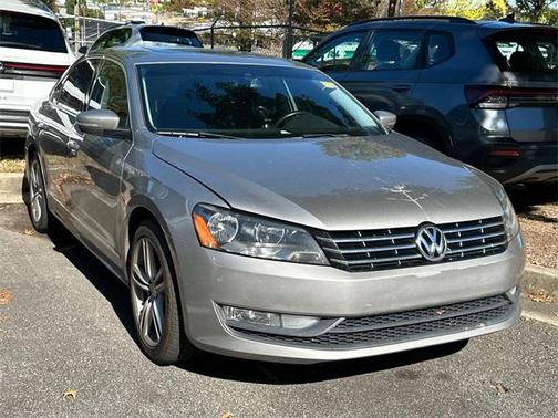 2014 Volkswagen Passat 2.0L TDI DSG SEL Premium