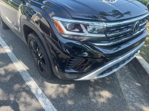 2022 Volkswagen Atlas 2.0T SE w/Technology