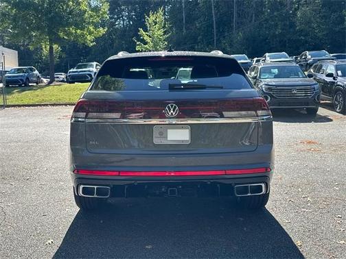 2026 Volkswagen Atlas Cross Sport 2.0T SEL Premium R-Line