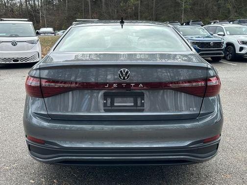 Platinum Gray Metallic 2026 Volkswagen Jetta 1.5T SE