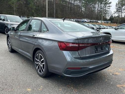 Platinum Gray Metallic 2026 Volkswagen Jetta 1.5T SE