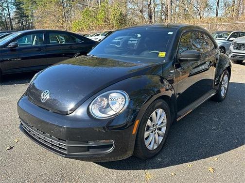 2016 Volkswagen Beetle 1.8T Wolfsburg Edition w/PZEV