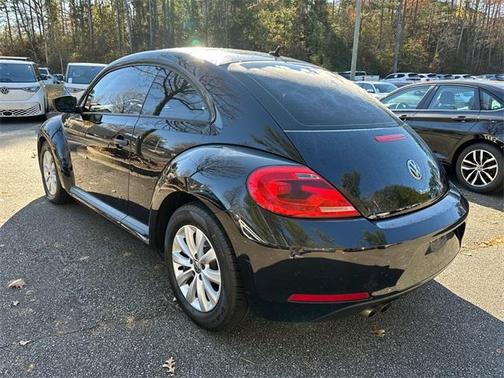 2016 Volkswagen Beetle 1.8T Wolfsburg Edition w/PZEV