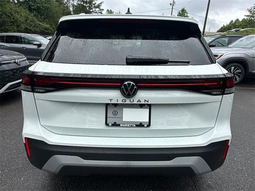 2025 Volkswagen Tiguan 2.0T S