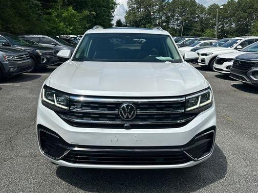 Opal White Pearl Effect 2023 Volkswagen Atlas 3.6L SEL Premium R-Line