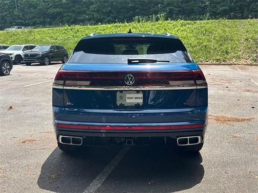 2025 Volkswagen Atlas Cross Sport 2.0T SEL Premium R-Line