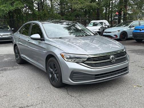 Pyrite Silver Metallic 2024 Volkswagen Jetta 1.5T SE