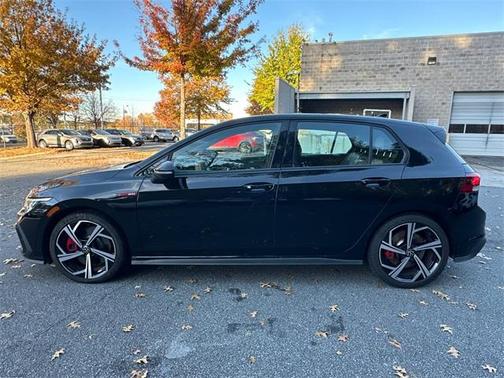 2024 Volkswagen Golf GTI 2.0T SE