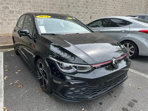 2024 Volkswagen Golf GTI 2.0T SE