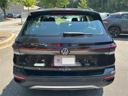 2025 Volkswagen Taos 1.5T S