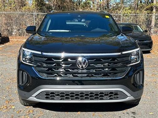 2026 Volkswagen Atlas Cross Sport 2.0T SE