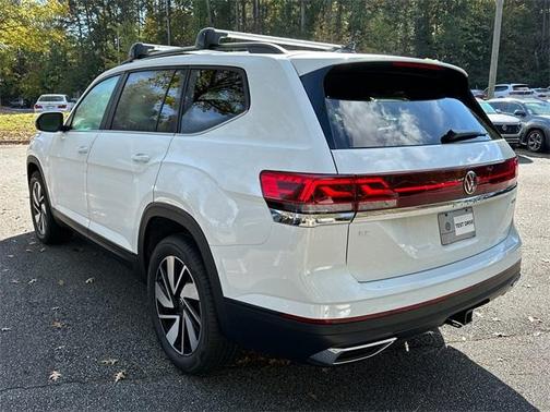 2025 Volkswagen Atlas 2.0T SE