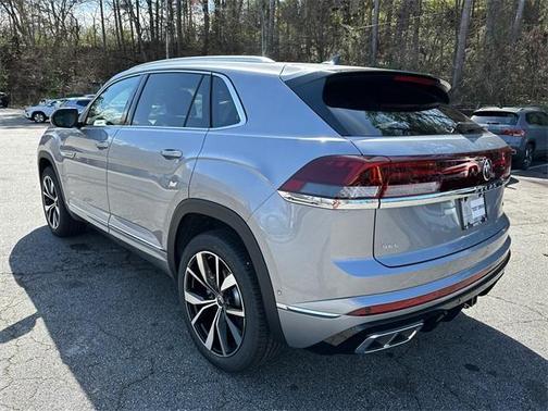 2025 Volkswagen Atlas Cross Sport 2.0T SEL Premium R-Line