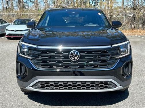 2025 Volkswagen Atlas Cross Sport 2.0T SEL
