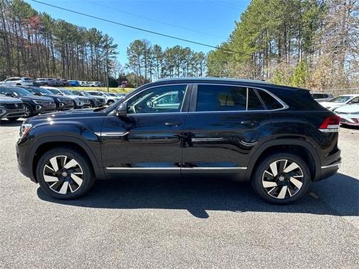 2025 Volkswagen Atlas Cross Sport 2.0T SEL