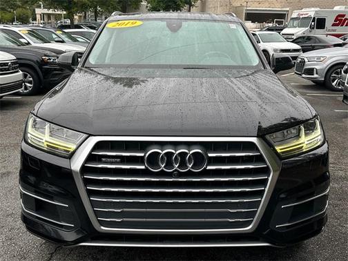 2019 Audi Q7 45 Premium Plus