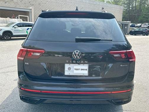 2022 Volkswagen Tiguan 2.0T SE R-Line Black