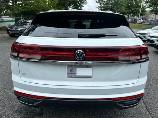 2025 Volkswagen Atlas Cross Sport 2.0T SE