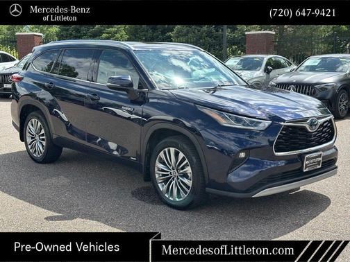 2021 Toyota Highlander Hybrid Platinum