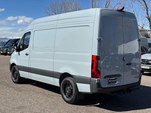 2025 Mercedes-Benz Sprinter 2500 Standard Roof