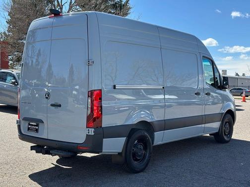 2025 Mercedes-Benz Sprinter 2500 Standard Roof