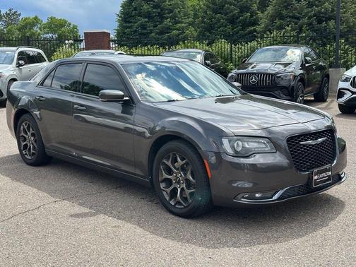 2016 Chrysler 300 S