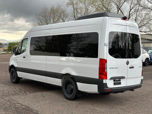 2025 Mercedes-Benz Sprinter 2500 High Roof