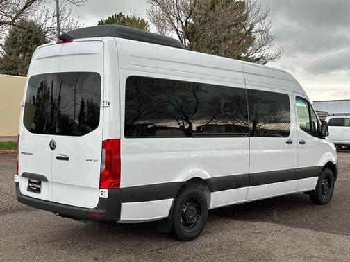 2025 Mercedes-Benz Sprinter 2500 High Roof