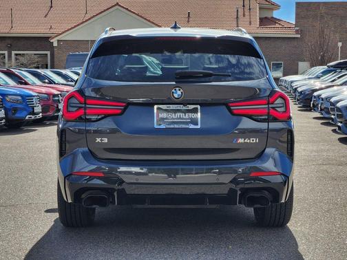 2023 BMW X3 M40i