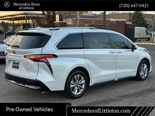 2024 Toyota Sienna Limited