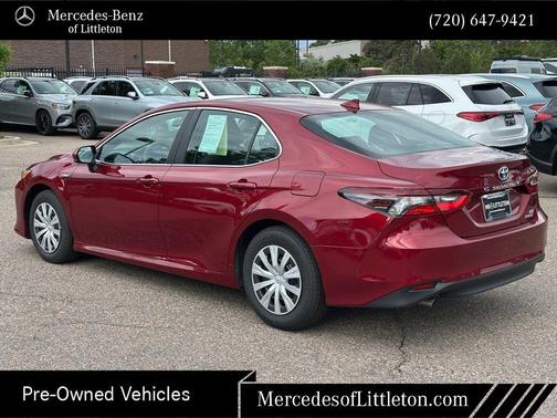 2021 Toyota Camry Hybrid LE