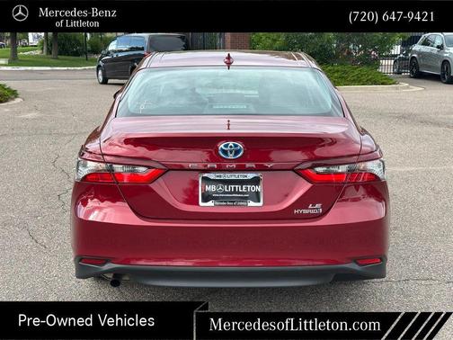 2021 Toyota Camry Hybrid LE