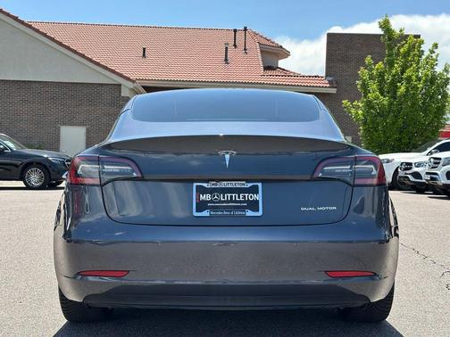 2022 Tesla Model 3 Long Range