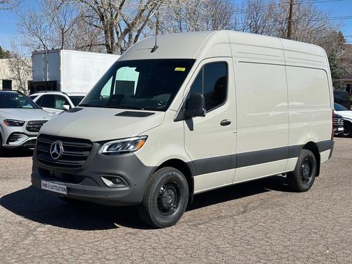 2025 Mercedes-Benz Sprinter 2500 Standard Roof