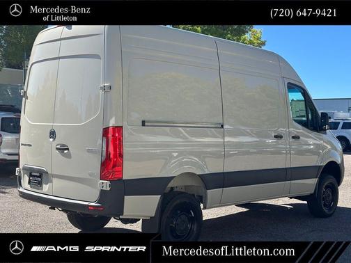 2025 Mercedes-Benz Sprinter 2500 Standard Roof