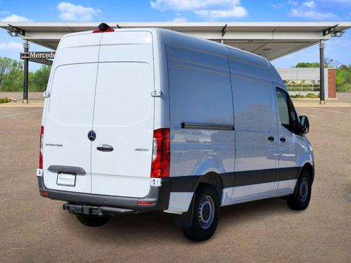 2024 Mercedes-Benz Sprinter 2500 144 WB
